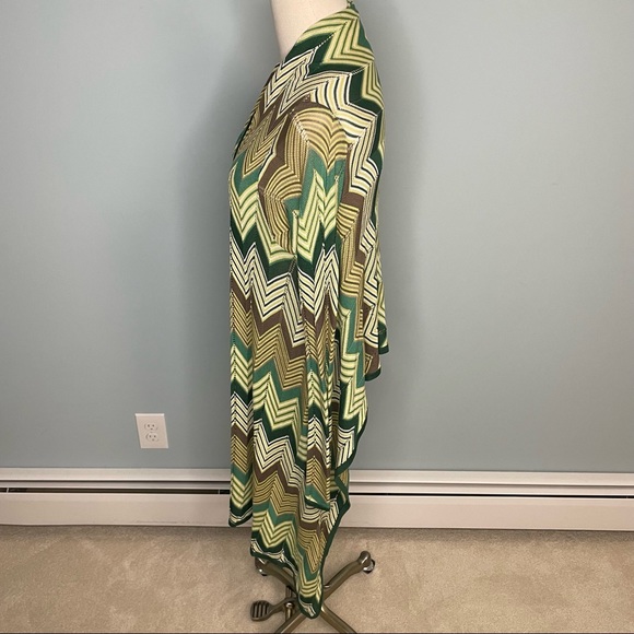 BCBGMAXAZRIA green chevron striped silk blend open front cardigan - Picture 3 of 6